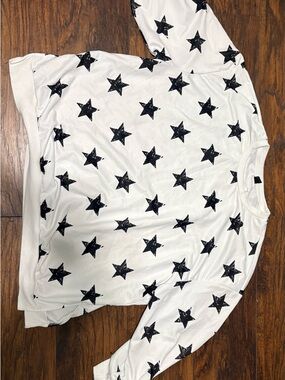 Women's White Star-Print Crew Neck Sweater